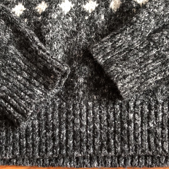 Women’s Garage Winter Argyle Sweater - Picture 4 of 9